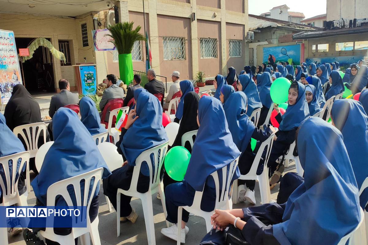 مانور استانی بازگشایی مدرسه در دبیرستان بهار آزادی قائمشهر