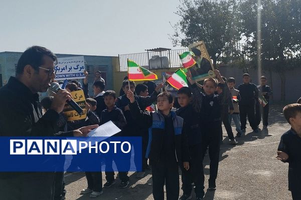 برگزاری صبحگاه‌ در کهریزک با برنامه‌های متنوع