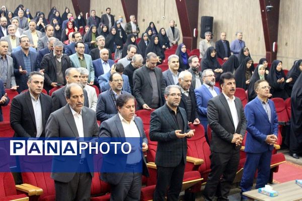 خلاقیت و بهره‌گیری از دانش روز در مدیریت مدارس ضروریست