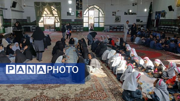 شادی‌ و‌ امید‌ در‌ دبستان‌ شهید‌ دیالمه‌ به‌ مناسبت‌ روز‌ جهانی‌ کودک‌