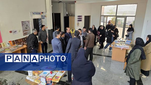 بازدید مدیر کل کتابخانه های عمومی استان خراسان شمالی از کتابخانه شهید بهشتی آشخانه 