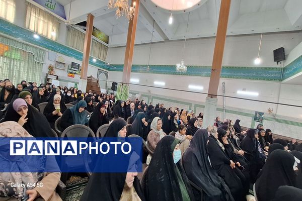  آیین گرامیداشت میلاد حضرت فاطمه(س) و روز مادر در مدارس شهرستان ملارد