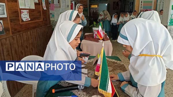تمرین مردم سالاری در دبستان لطیفه، دانش‌آموزان پای صندوق‌های رأی رفتند