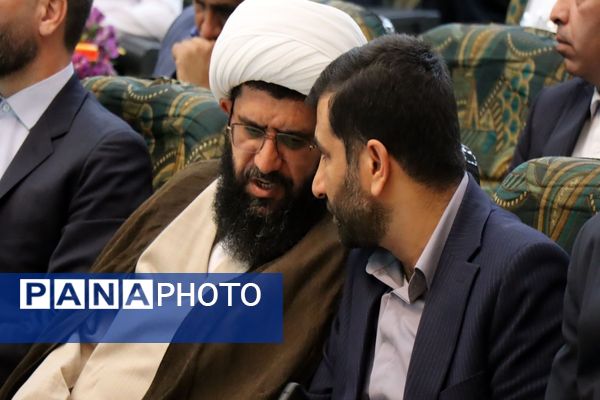 تجلیل از طلایه‌داران برتر تعلیم و تربیت ، آیین تقدیر از معلمین نمونه شهرستان پاکدشت 