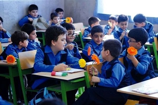باید فرصت‌های خلاقیت و یادگیری عملی را در مدارس گسترش دهیم