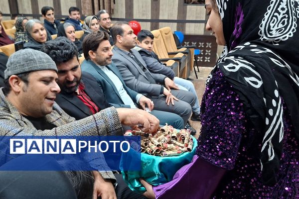 یلدا با نخستین جشنواره‌ هنرهای آوایی کانون ملائک در قرچک