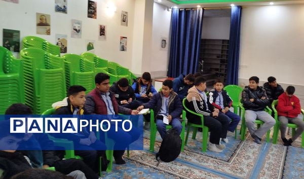  جلسه هم اندیشی برگزاری مدرسه انقلاب  در انجمن اسلامی کاشمر
