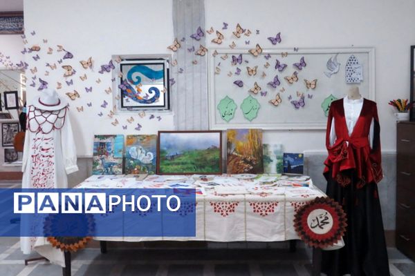 جشنواره فرهنگی‌ هنری‌ ماها در هنرستان سیدالشهدا