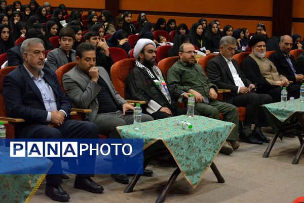 بدرقه دانش‌آموزان بهارستانی به راهیان‌نور