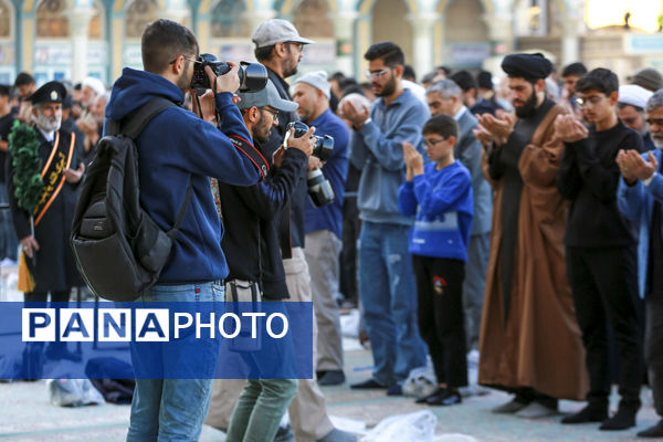 اقامه نماز طلب باران در مسجد مقدس جمکران