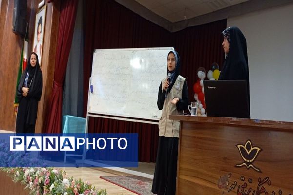 کلاس آموزشی خبرنگاری در کانون مهر تابان نیشابور