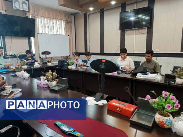 دوره توانمندسازی راه‌یافتگان ناحیه 3 شیراز به المپیاد رویش استانی
