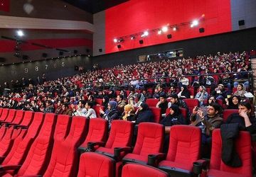 توضیحات فریدزاده درباره نیم‌بها شدن بلیت