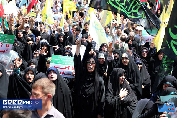 راهپیمایی مردمی علیه تهاجم رژیم صهیونیستی به ایران - تهران
