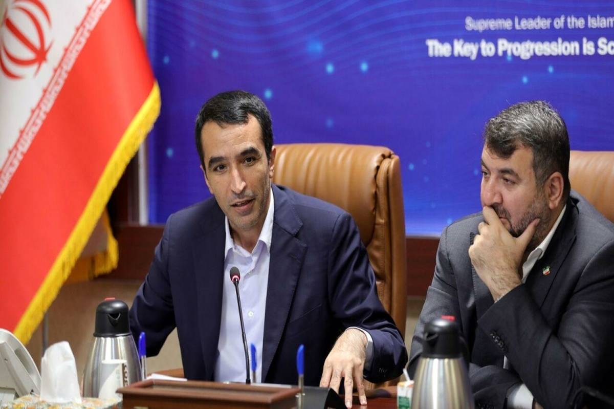 تولید یک میلیون کیلووات مبدل نیروگاه خورشیدی داخلی آغاز شد