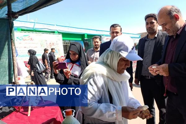 نخستین نمایشگاه «روستا آباد» در بخش مرکزی شهرستان پیشوا