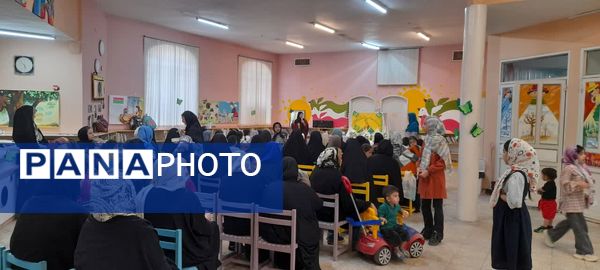مراسم جشن سالروز میلاد امام هادی(ع) در کانون پرورش فکری شماره 4 قم