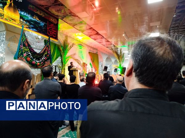 اجتماع عزاداران در جوار امامزاده سید حمزه کاشمر به مناسبت شام غریبان