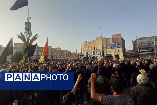 بم در سوگ رئیس‌جمهور مردمی، جهادی و انقلابی 