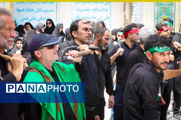 مراسم عاشورای حسینی در مشهد اردهال کاشان