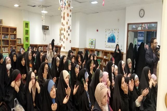 جشنواره «شاد دخت» در قم