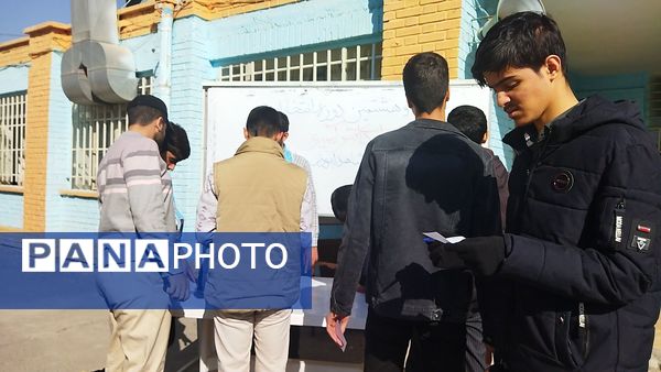 انتخابات شورای دانش آموزی در دبیرستان شاهد ابوذر غفاری نیشابور 