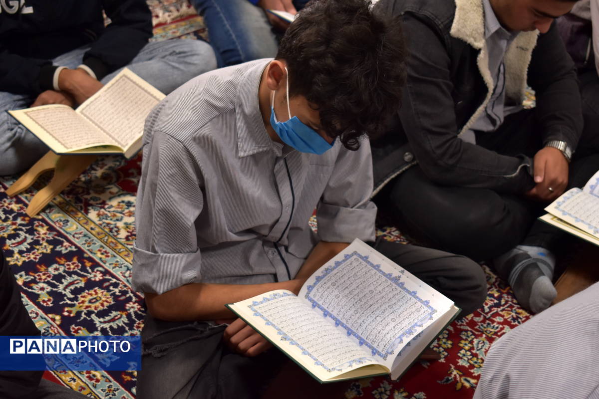 برنامه هماهنگ استانی «محفل معنوی قرآن و نماز جماعت» در نوخندان