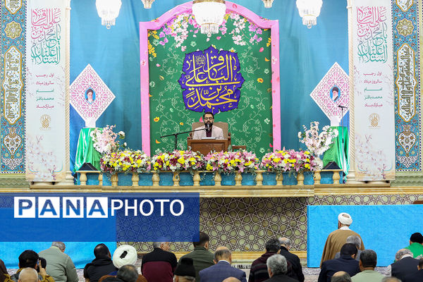 محفل قرآنی و جشن میلاد امام باقر(ع) در شب یلدای حرم حضرت معصومه(س)