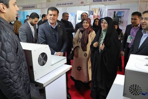 ضرورت ارتقاء سهم بانوان در زیست‌بوم دانش‌بنیان کشور