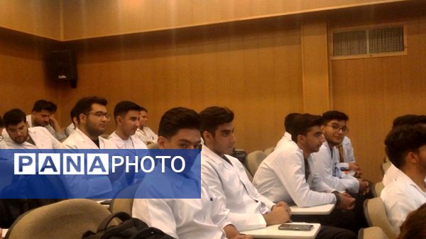 جشن روز پرستار در دانشکده علوم پزشکی دانشگاه آزاد اسلامی واحد کرج 