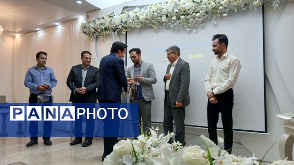 اولین جلسه انجمن اولیا مدرسه اندیشه شهرستان کاشمر 