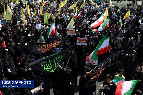 راهپیمایی مردمی علیه تهاجم رژیم صهیونیستی به ایران - تهران
