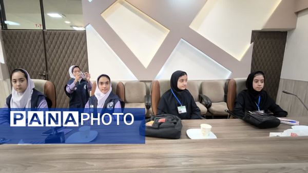تجلیل مدیر آموزش و پرورش شهرستان شاهرود از خبرنگاران فعال پانا