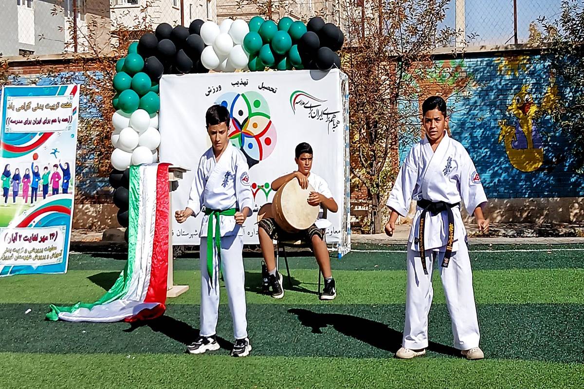 هفته تربیتبدنی فرصتی برای بازنگری در سبک زندگی دانشآموزان است