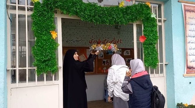 دبیرستان حاج رحمت اله شیروانی؛ جایی برای شروع دوباره با لبخند و انگیز.