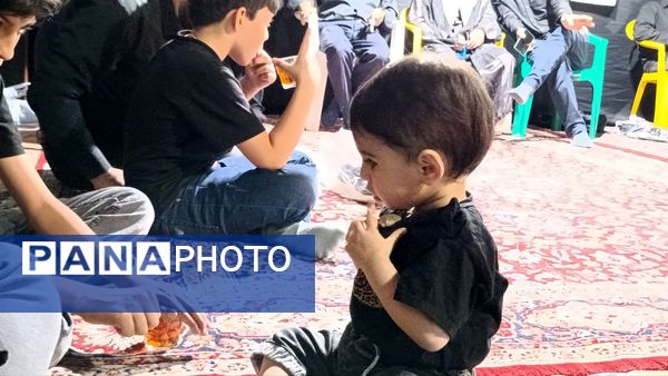 عزاداری دهه دوم محرم در کتاب‌پردازان با سخنرانی جلیل معماریانی
