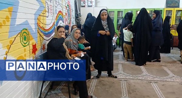 اولین جلسه اولیا و مربیان همراه با انتخابات انجمن اولیا و مربیان در دبیرستان دخترانه میثاق