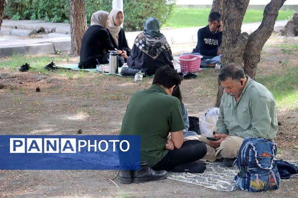 غوغای دانشگاه فردوسی مشهد در روز کنکور ۱۴۰۴