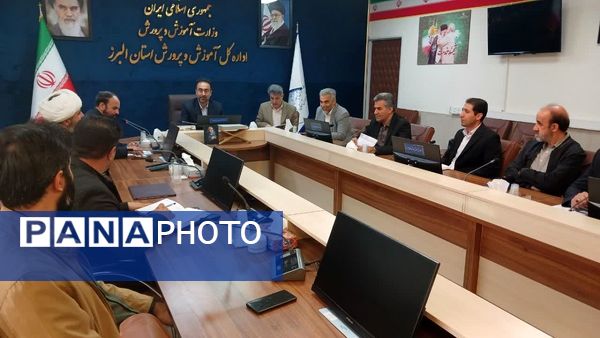 برگزاری دومین جلسه شورای برنامه‌ریزی بیست‌وهفتمین مانور سراسری زلزله و ایمنی در استان البرز 