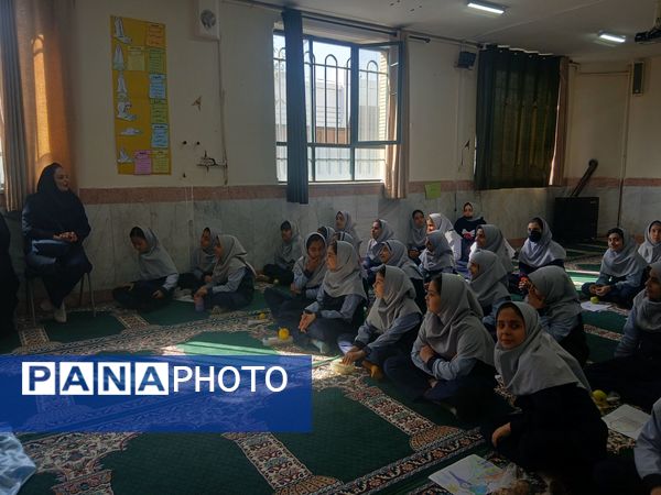 انتخابات سفیران سلامت در دبستان میثاق ناحیه سه