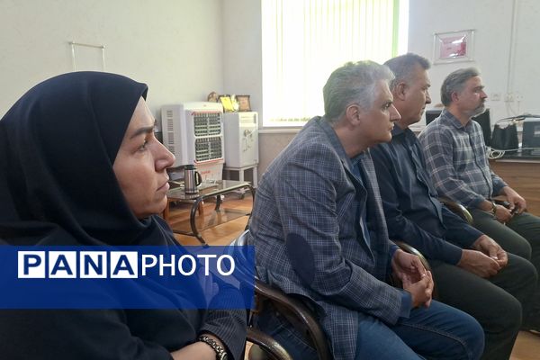 اولین جلسه هیات امنا و انجمن اولیا و مربیان دبیرستان پویش