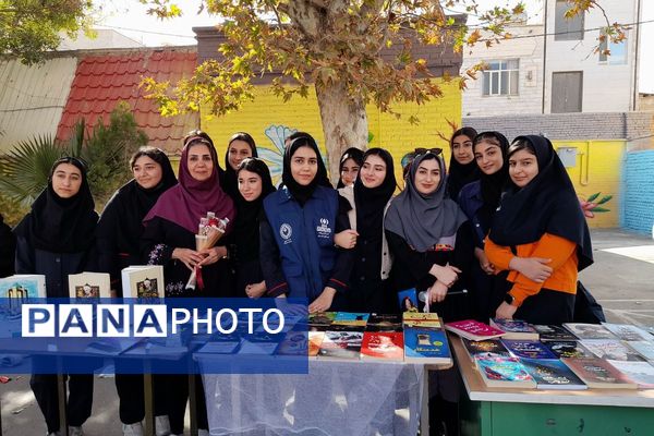 لبخند و شور نوجوانی، نشاط مدارس شهرستان قدس در ۱۳ آبان 