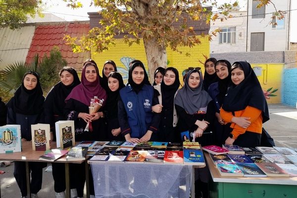 لبخند و شور نوجوانی، نشاط مدارس شهرستان قدس در ۱۳ آبان 