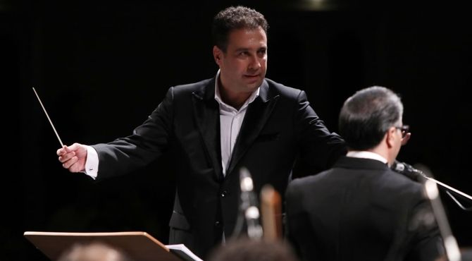 ارکستر چکاوک با آثار پازوکی به صحنه می‌رود