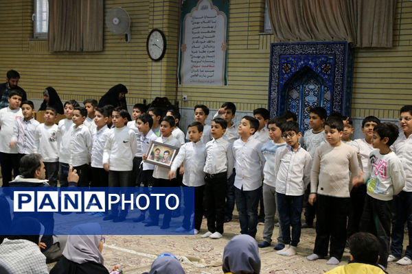 جشن دانش‌آموزی سالروز تولد شهید مهدی هندویان