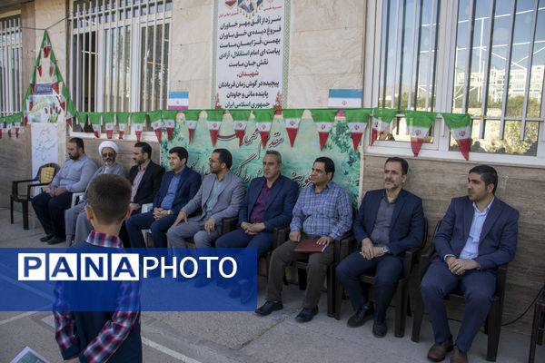 برگزاری آیین نمادین «جشن عاطفه‌ها» در مدارس شهرستان محلات