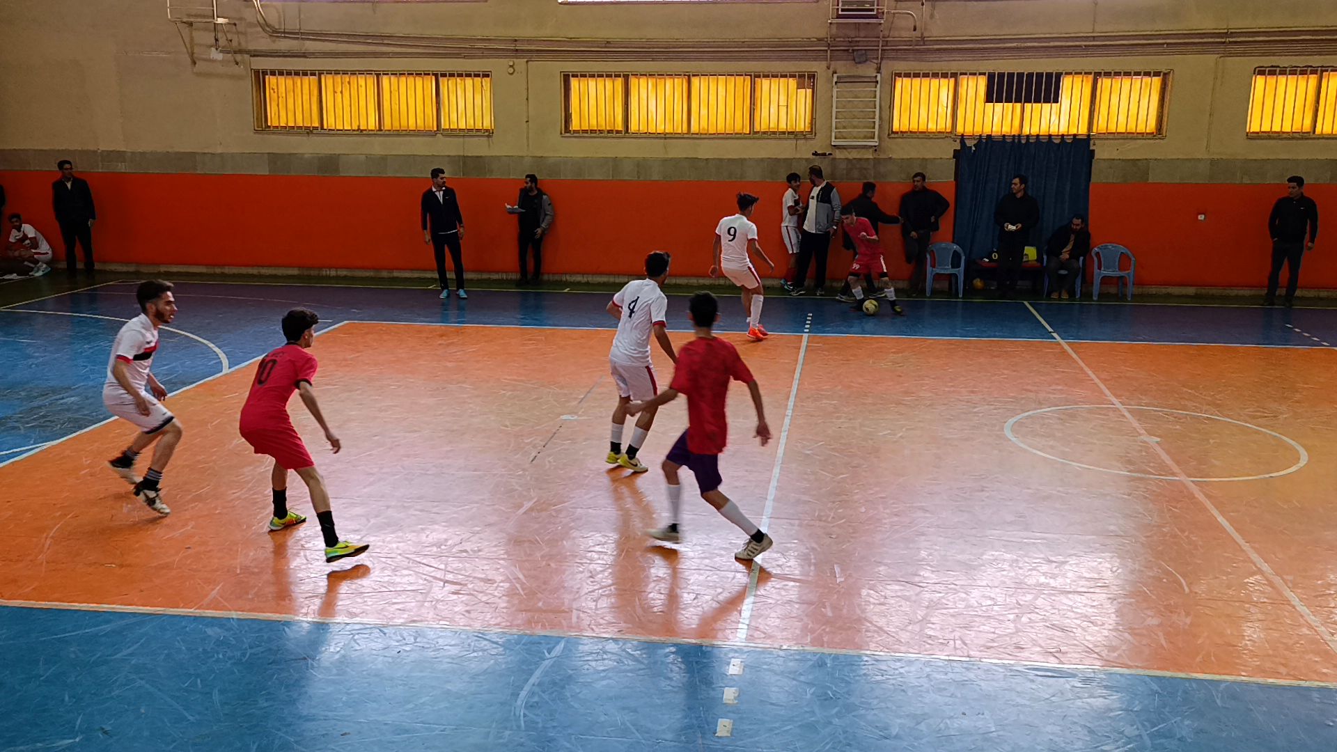 رقابت پرشور فوتسال مدارس ملکان با حضور ۸ تیم