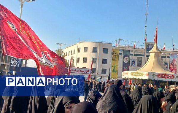 بزرگترین اطعام فاطمی کشور در مراسم استقبال از شهدا