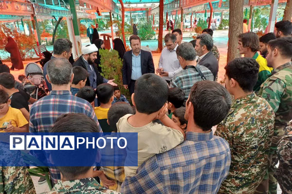 ‌حضور نوجوانان روستای مومن‌آباد قم در محفل روایتگری شهدا