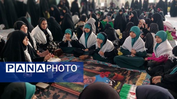 برگزاری اجتماع بزرگ حلقه صالحین در مصلی کرج 